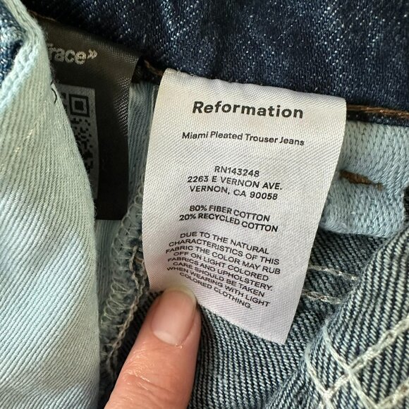 Reformation Miami Pleated High Waist Trouser Jeans, Tatum (Dark Indigo), Size 26 - Picture 6 of 6